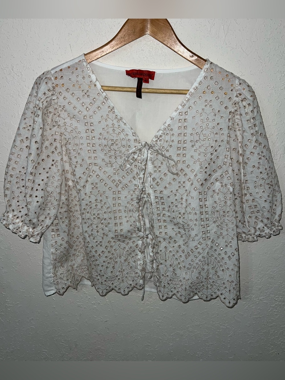 Hester & Orchard White Eyelet Embroidered Tie-Front Puff-Sleeve Blouse Small.